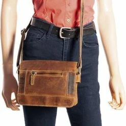 Goedkoopste 🎉 Arrigo Schoudertas Dames Lichtbruin Buffelleer Met Veel Ritsvakken – Dames Tas Leer Cognac 🛒 -Tassen-Dames Winkel 370x840 1