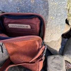 Goedkoop ⭐ Lundholm Telefoontasje Dames Leer Bruin Cognac - Schoudertasje Dames Crossbody - Tas Dames Schoudertas Leer | Scandinavisch Design - Lillehammer Serie 🛒 -Tassen-Dames Winkel 489x840 6