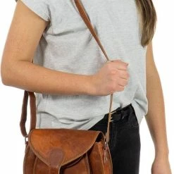 Hete verkoop ๐ GUSTI 'Romy' Schoudertas | 100% Geitenleer | Bruin | Uniseks | Praktische Handtas Voor Uw Zomerjurk & Strandwandelingen ๐ฅ 16 Hete verkoop ๐ GUSTI 'Romy' Schoudertas | 100% Geitenleer | Bruin | Uniseks | Praktische Handtas Voor Uw Zomerjurk & Strandwandelingen ๐ฅ -Tassen-Dames Winkel 536x840