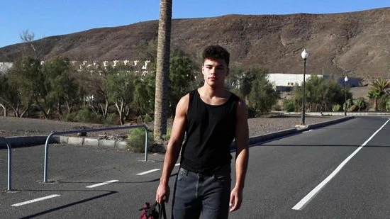 Korting ๐ New Rebels Mart Waterafstotende Rolltop Laptop Rugzak - 15,6 Inch - Groen ๐ 4 Korting ๐ New Rebels Mart Waterafstotende Rolltop Laptop Rugzak - 15,6 Inch - Groen ๐ - Afbeelding 2