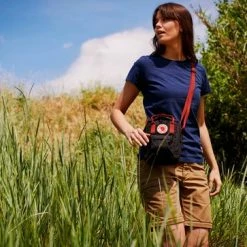 Gloednieuw ⭐ Fjallraven Fjällräven Kånken Sling Unisex Tas - Black ⭐ -Tassen-Dames Winkel 550x363 1