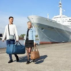 Beste deal π€© Enrico Benetti Madrid 54676 Schoudertas Weekendtas Sporttas Met 15" Laptopvak - Zwart β¨ 17 Beste deal π€© Enrico Benetti Madrid 54676 Schoudertas Weekendtas Sporttas Met 15" Laptopvak - Zwart β¨ -Tassen-Dames Winkel 550x366 86