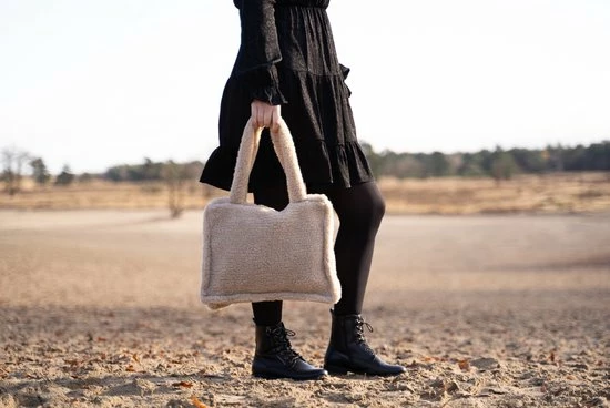 Groothandel ๐ Charm London Fluffy Teddy Shopper Westfield Zwart ๐ 6 Groothandel ๐ Charm London Fluffy Teddy Shopper Westfield Zwart ๐ - Afbeelding 4