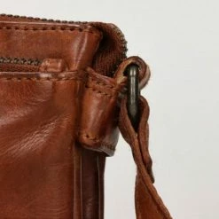Beste Verkoop 🛒 Bear Design Kleine Schoudertas / Crossbody Tas Dames - Leer - Cow Lavato - Cognac 🔔 24 Beste Verkoop 🛒 Bear Design Kleine Schoudertas / Crossbody Tas Dames - Leer - Cow Lavato - Cognac 🔔 -Tassen-Dames Winkel 550x427 7