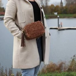 Beste recensies van π Merkloos VIQRI - Teddy Crossbody Tas – Leer - Zacht – Camarabag - Dames Tas - Cadeau π€© 13 Beste recensies van π Merkloos VIQRI - Teddy Crossbody Tas – Leer - Zacht – Camarabag - Dames Tas - Cadeau π€© -Tassen-Dames Winkel 550x435 8
