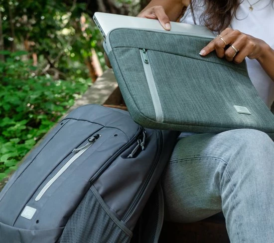 Top 10 ⌛ Case Logic Jaunt - Laptop Rugzak 15 Inch - Graphite ⌛ 13 Top 10 ⌛ Case Logic Jaunt - Laptop Rugzak 15 Inch - Graphite ⌛ - Afbeelding 11