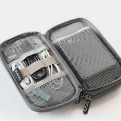 Beste Verkoop 🛒 Opline Telefoon & Smartphone Travel Gadget Organizer Bag Draagbare Harde Schijven Digitale Kabeltas Elektronica Accessoires Kabel Oplader Opbergtas Tas - Zwart 🔥 -Tassen-Dames Winkel 550x506 1