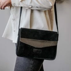 Goedkoopste 👍 Fana Bags Suede Tas Dames Zwart - Echt Leer - Suede Schoudertas - Kleine Schoudertas - Overslag Tas - Suéde Clutch 💯 -Tassen-Dames Winkel 550x508 7