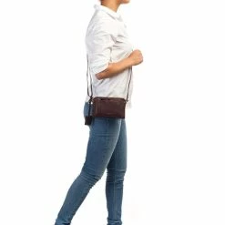 Coupon 😉 Burkely Antique Avery Dames Mini Bag Crossbodytas - Bruin ❤️ -Tassen-Dames Winkel 550x550 277