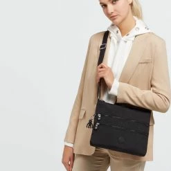 Promo ⭐ Kipling Alvar Dames Crossbodytas - Black Noir ✔️ 15 Promo ⭐ Kipling Alvar Dames Crossbodytas - Black Noir ✔️ -Tassen-Dames Winkel 550x703 4