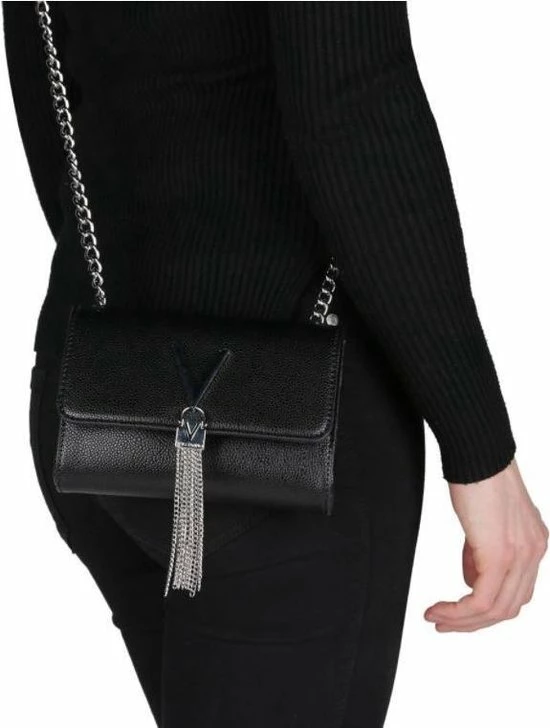 Korting ๐ Valentino Bags Divina Dames Crossbodytas - Zwart ๐ 24 Korting ๐ Valentino Bags Divina Dames Crossbodytas - Zwart ๐ - Afbeelding 22