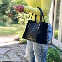 Kopen ⭐ TOUTESTBELLE - Stevige Suede Leren Tas Met Schouderriem Croco Mat - Handtas - Dames - Zwart 🎉 -Tassen-Dames Winkel 550x733 27