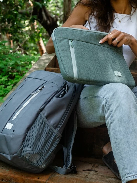 Top 10 ⌛ Case Logic Jaunt - Laptop Rugzak 15 Inch - Graphite ⌛ 14 Top 10 ⌛ Case Logic Jaunt - Laptop Rugzak 15 Inch - Graphite ⌛ - Afbeelding 12