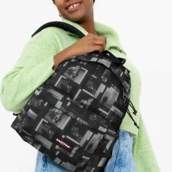 Goedkoop ⌛ Eastpak - Padded Pak'R - Rugzak - 24 Liter - City Grain Black 😍 -Tassen-Dames Winkel 550x771 12