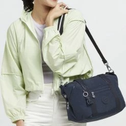 Groothandel ⌛ Kipling Grote Schoudertas / Crossbody Tas Dames - Polyamide - Art Mini - Blauw ❤️ 21 Groothandel ⌛ Kipling Grote Schoudertas / Crossbody Tas Dames - Polyamide - Art Mini - Blauw ❤️ -Tassen-Dames Winkel 550x785 10