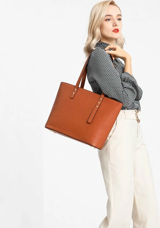 Groothandel ๐ฅฐ Miss Lulu Handtas | Crossbodytas | Clutch | Portemonnee - Damestas 4-delige Set - Kunstleer - Grote Capaciteit - Zwart (LG6931 BK) ๐ 5 Groothandel ๐ฅฐ Miss Lulu Handtas | Crossbodytas | Clutch | Portemonnee - Damestas 4-delige Set - Kunstleer - Grote Capaciteit - Zwart (LG6931 BK) ๐ - Afbeelding 3